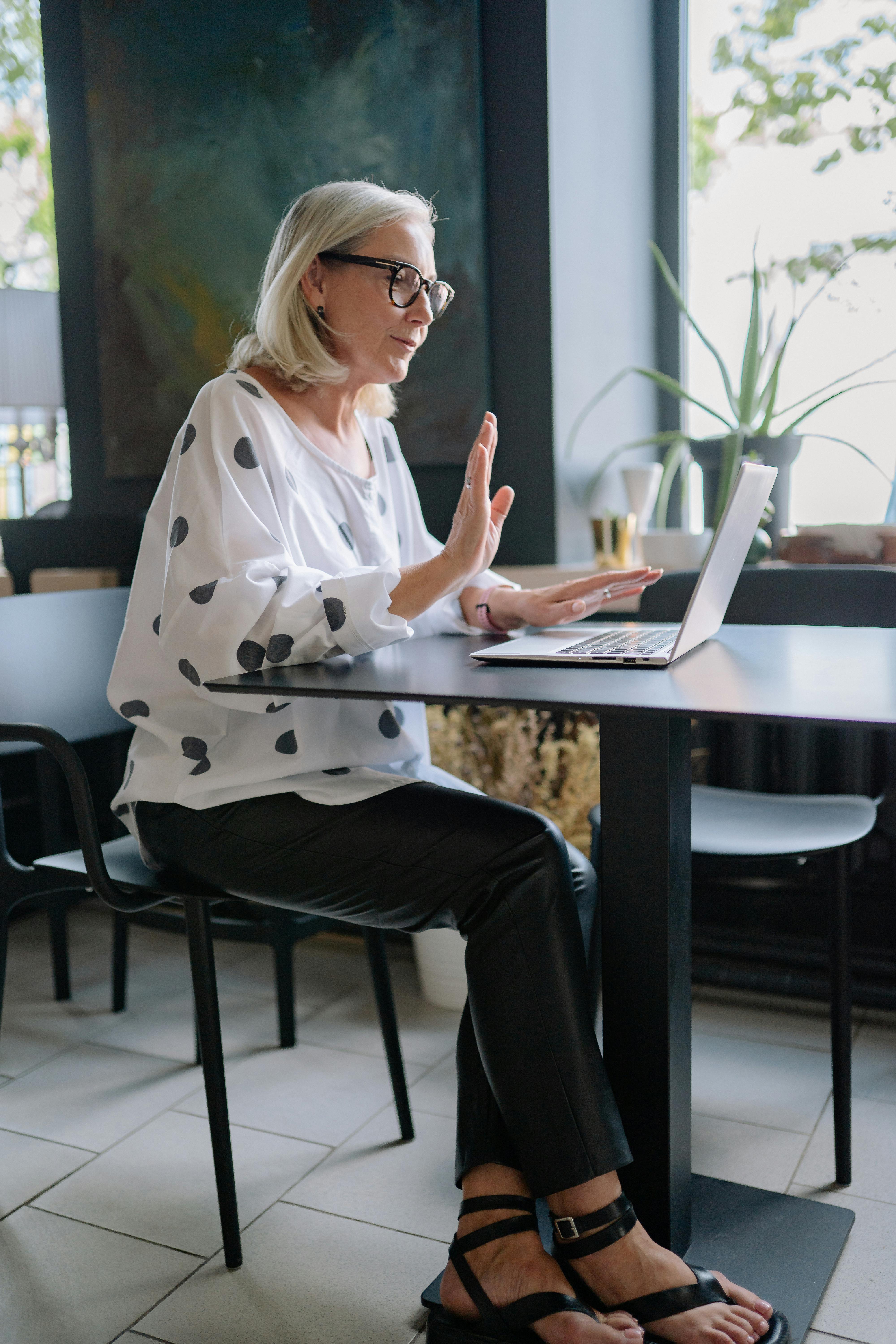 One-to-one consultation with a bereavement specialist